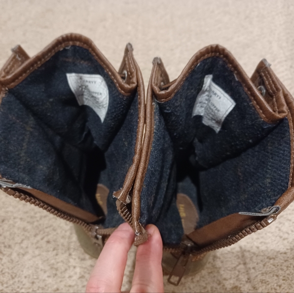 Madden Girl Flurryy Rain Boots w/ fabric lining. Size 8 - Picture 9 of 12